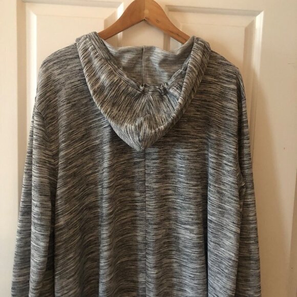 Women's Plus Lane Bryant Livi Active Lightweight Hoodie Sweatshirt 18/20 - Picture 7 of 11